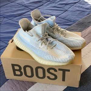 Yeezy CloudWhite V2 Size 10/Comes with box and tag